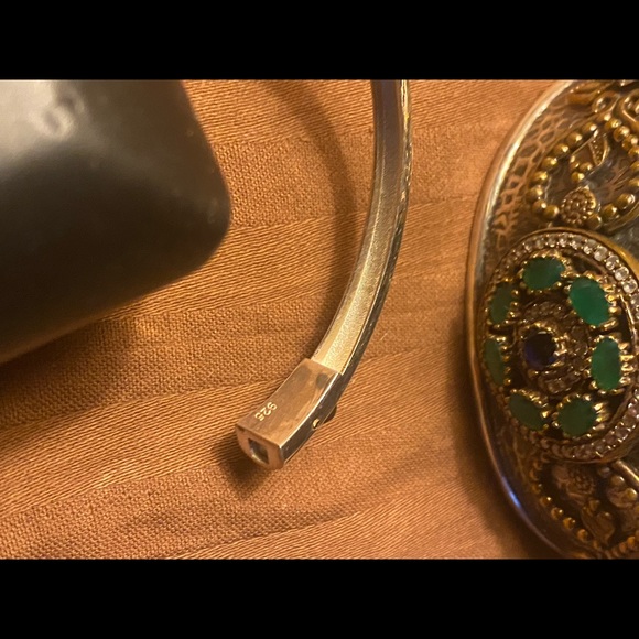 Really wonderful bracelets both very heavy Sterling with wonderful designs - Picture 3 of 9